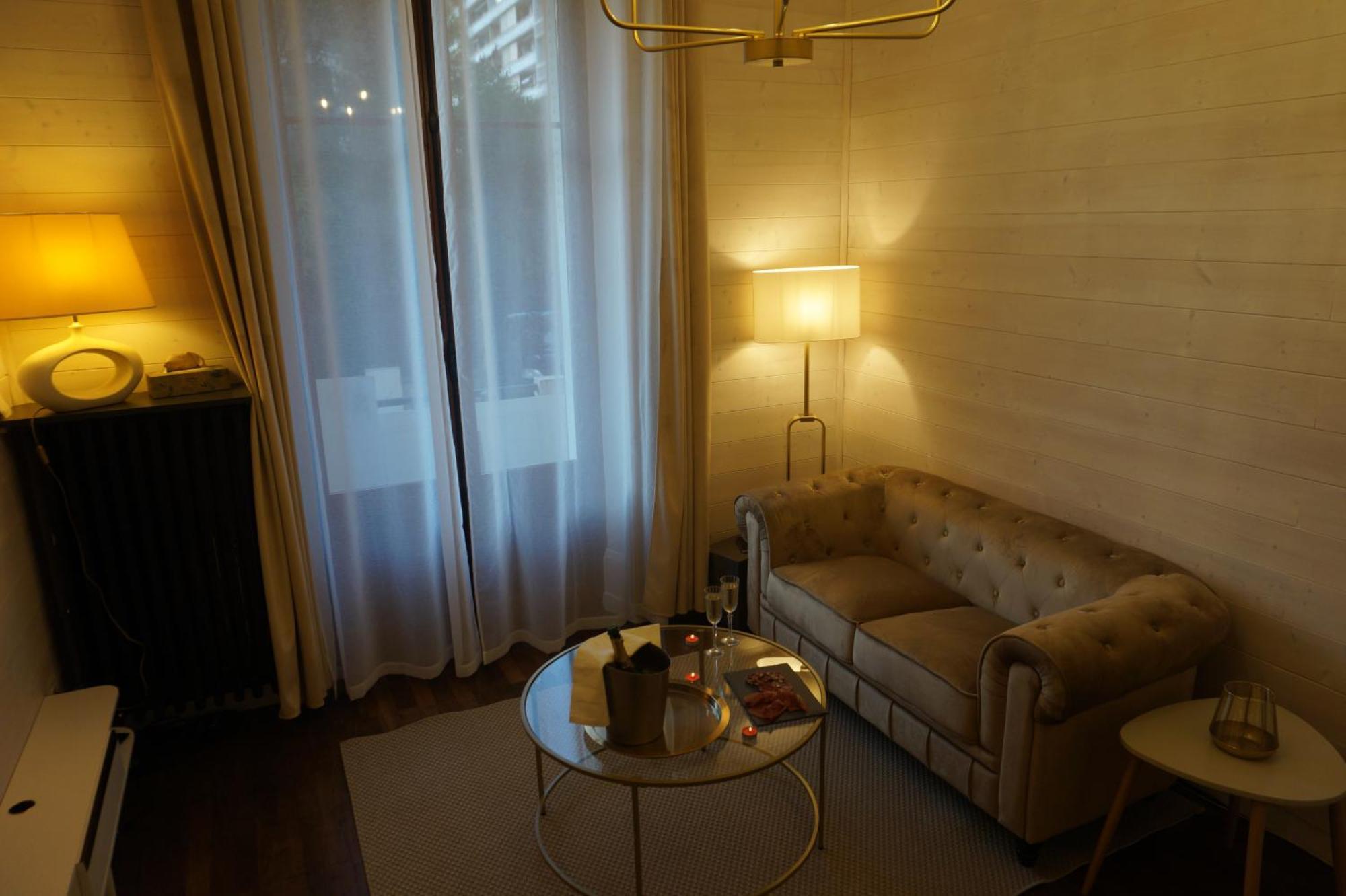 L'Experience Appartement & Spa Prive Chambery Exterior photo
